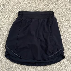 lululemon golf / athletic skirt